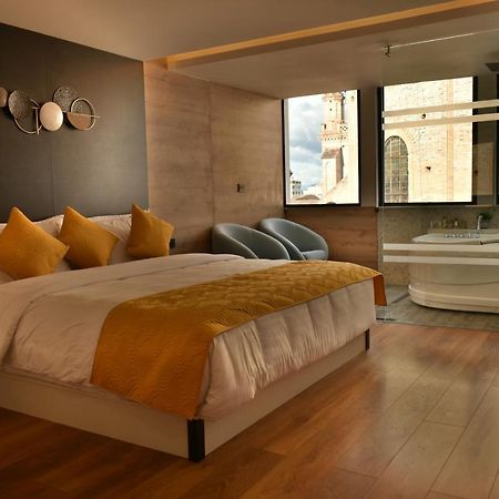 Hotel Vaway Куенка Екстер'єр фото