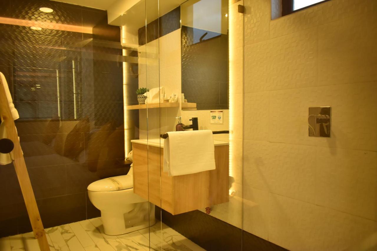 Hotel Vaway Куенка Екстер'єр фото