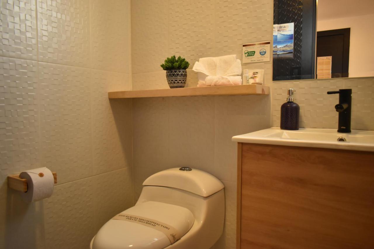 Hotel Vaway Куенка Екстер'єр фото