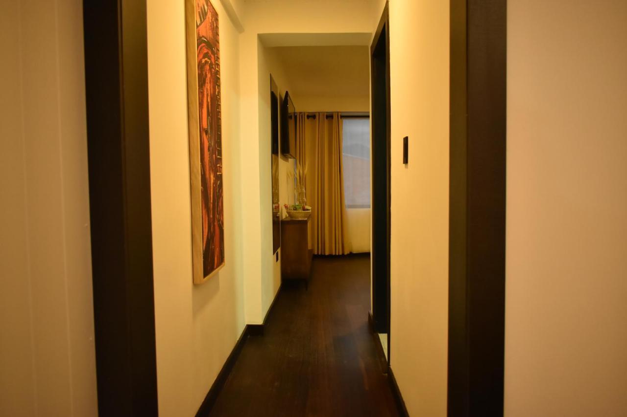 Hotel Vaway Куенка Екстер'єр фото