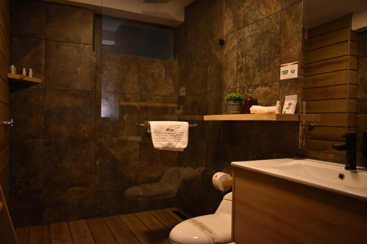 Hotel Vaway Куенка Екстер'єр фото