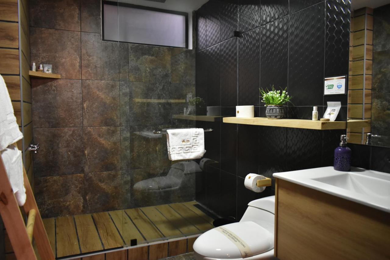 Hotel Vaway Куенка Екстер'єр фото
