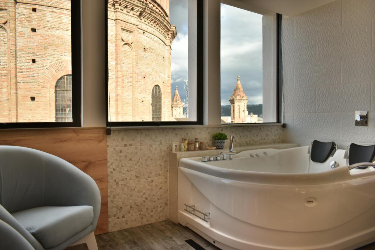 Hotel Vaway Куенка Екстер'єр фото